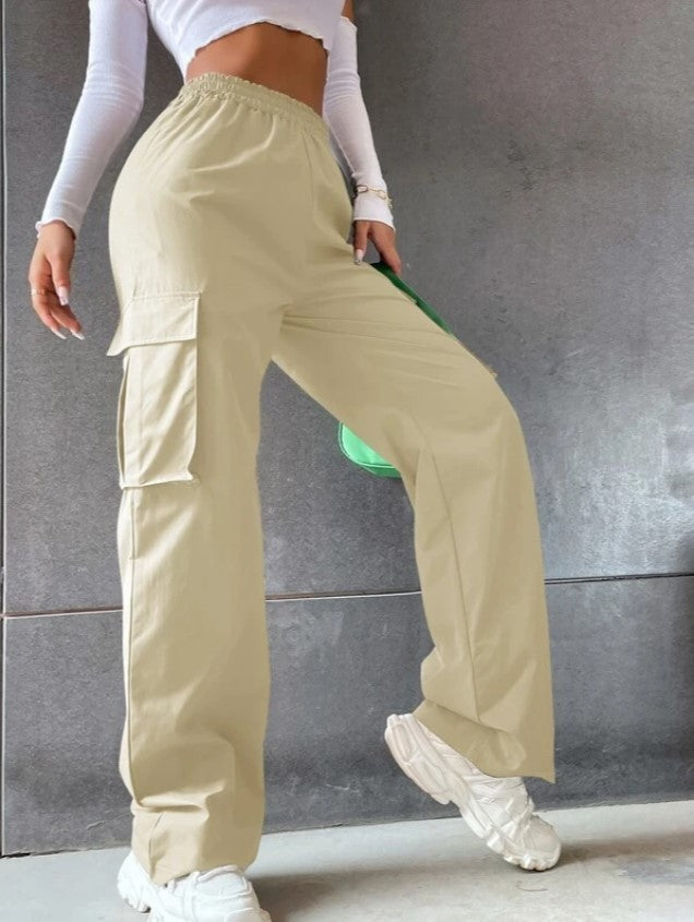 Női stílusú, casual nadrág magas derékkal, bő és egyenes szárakkal, légáteresztő, retro sportos fazonban